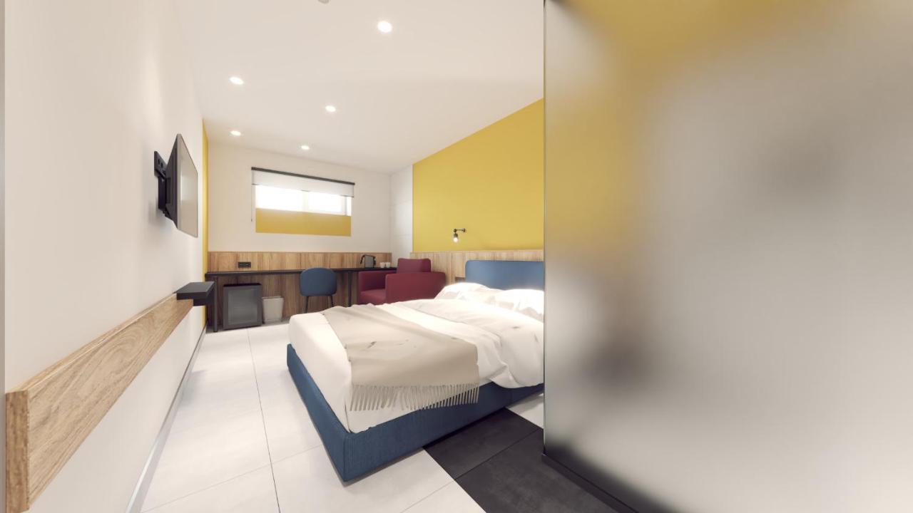 Dovzhenko Hotell Odessa Exteriör bild