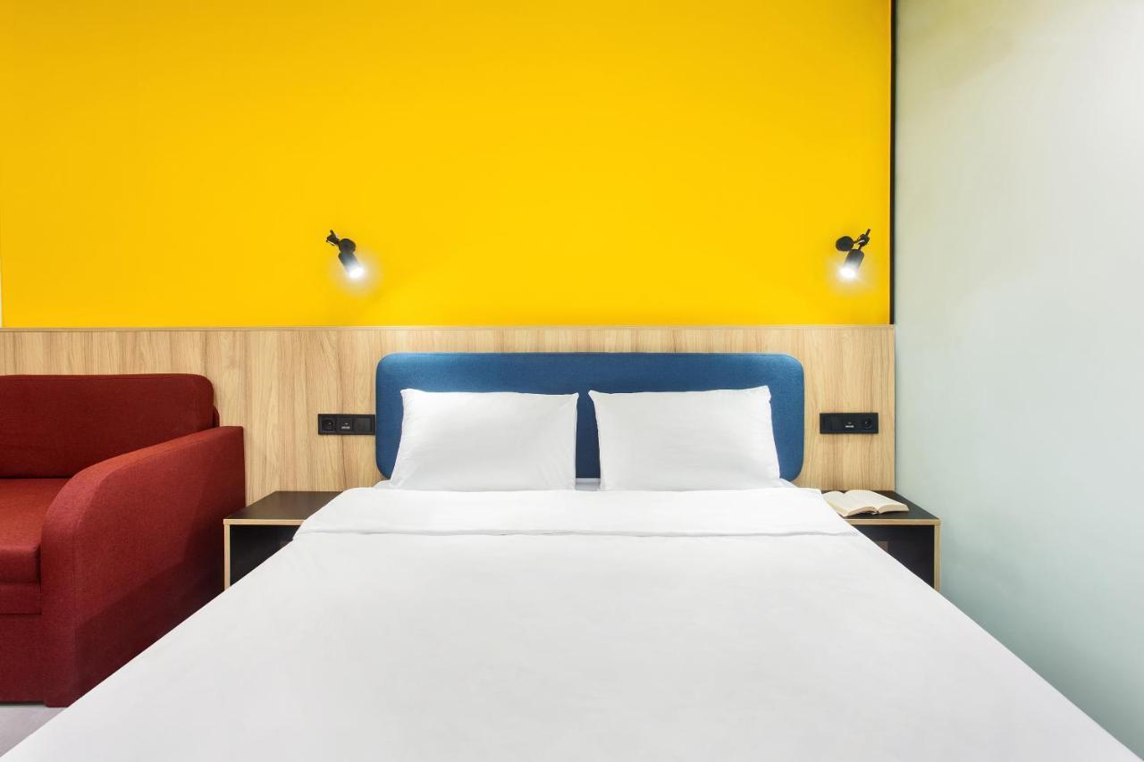 Dovzhenko Hotell Odessa Exteriör bild