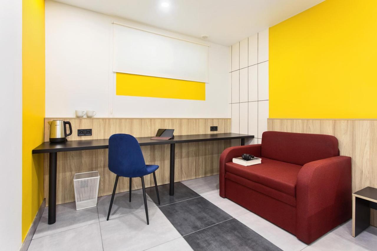 Dovzhenko Hotell Odessa Exteriör bild